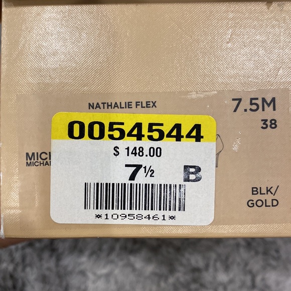 Micheal kors 7.5 Nathalie Flex Black & Gold sparkle pumps - Picture 8 of 8